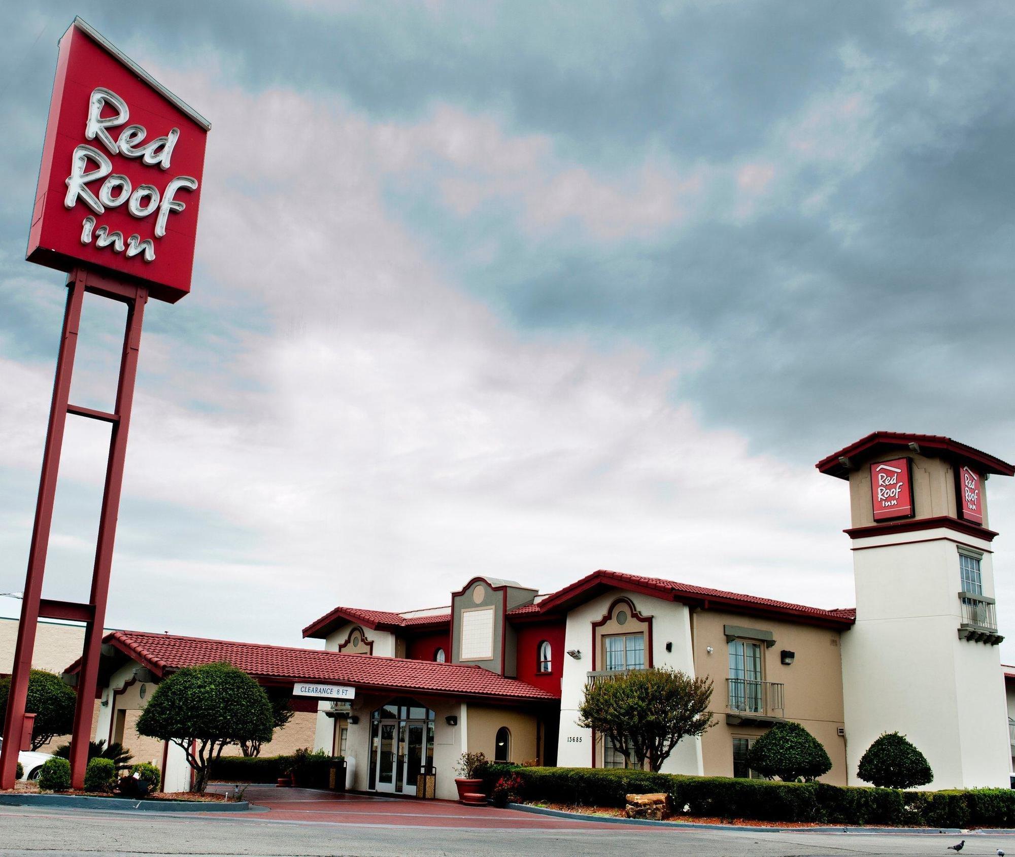 Red Roof Inn North Dallas - Park Central Bagian luar foto